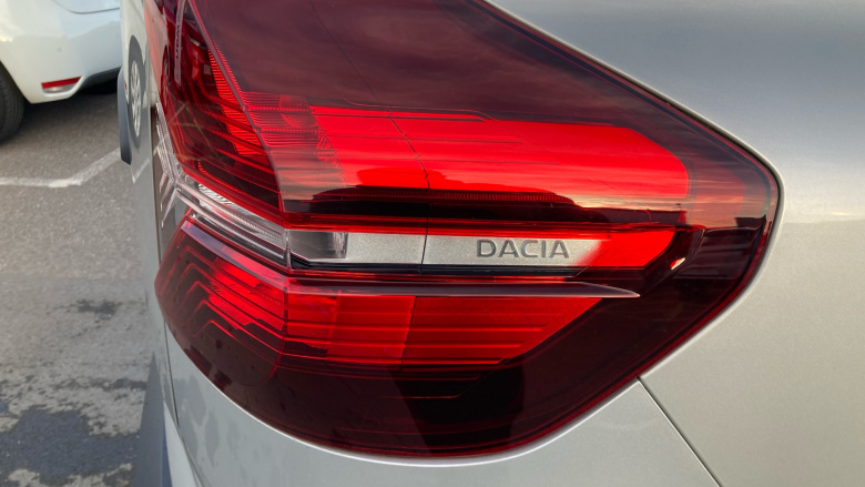 Dacia Jogger 1.0 TCe Extreme SE 5dr Petrol Estate